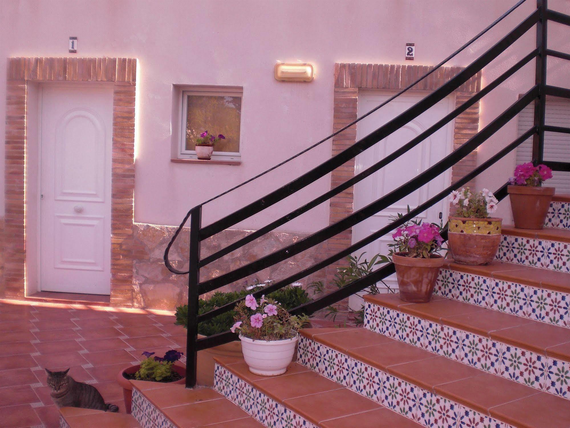 Hostal La Paloma II Калпе Екстериор снимка