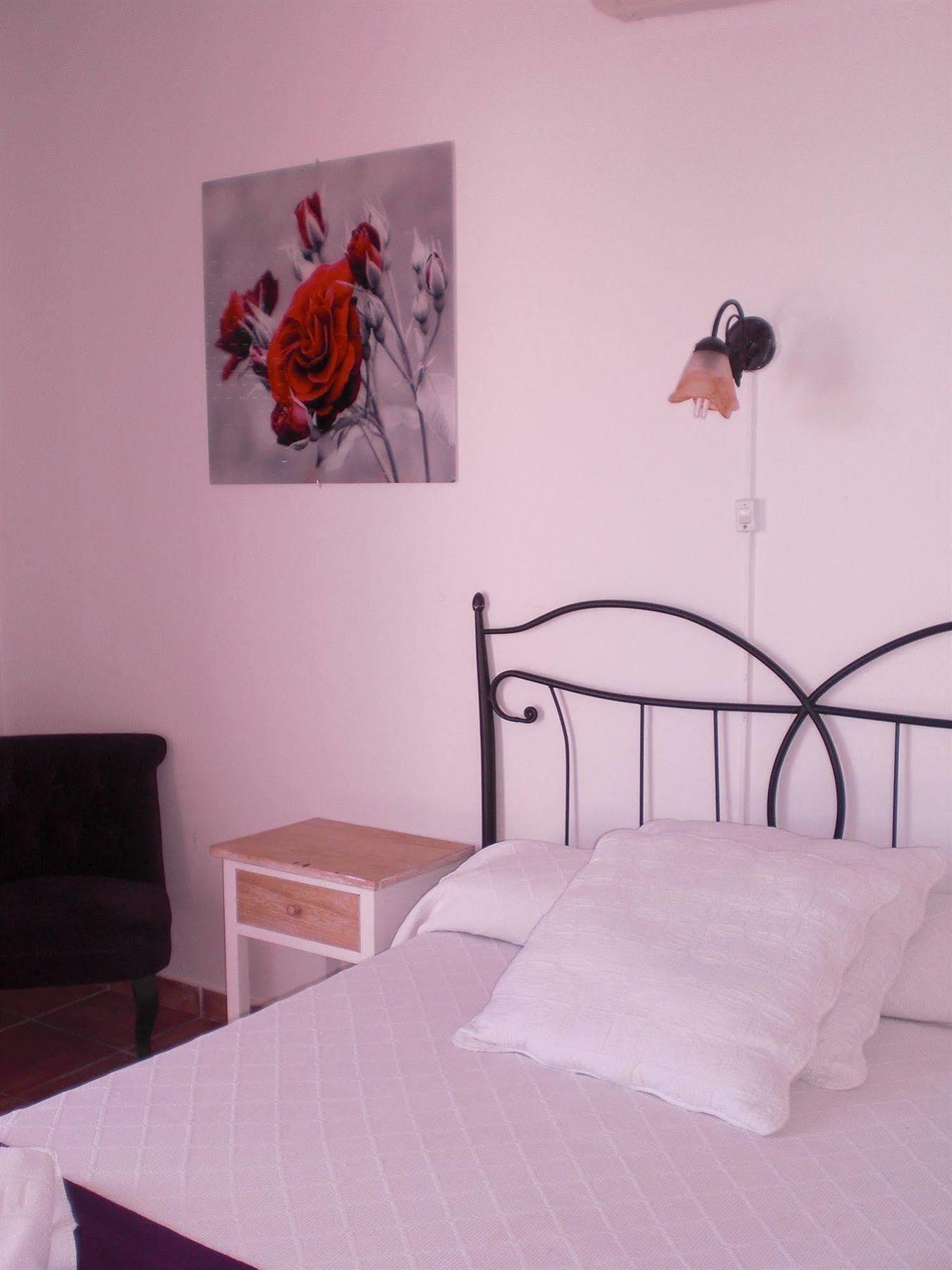 Hostal La Paloma II Калпе Екстериор снимка